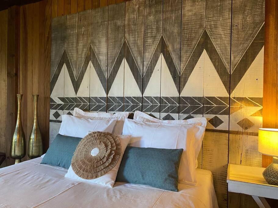 Pine Lodge - Direct Train To Porto Валонгу Экстерьер фото