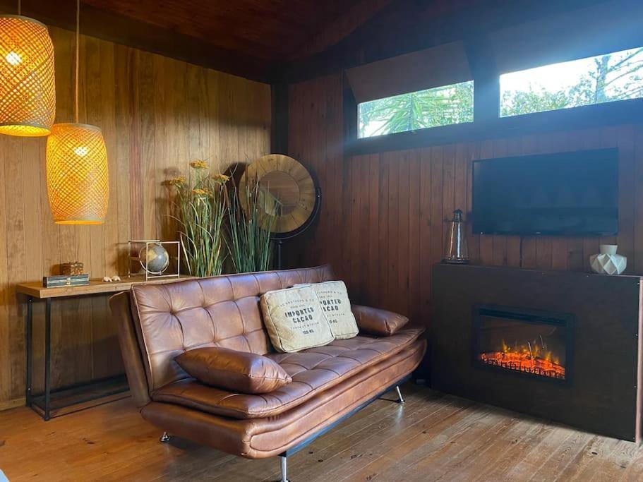 Pine Lodge - Direct Train To Porto Валонгу Экстерьер фото